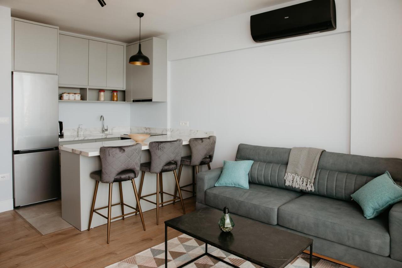 Apartment Martini Durres Bagian luar foto