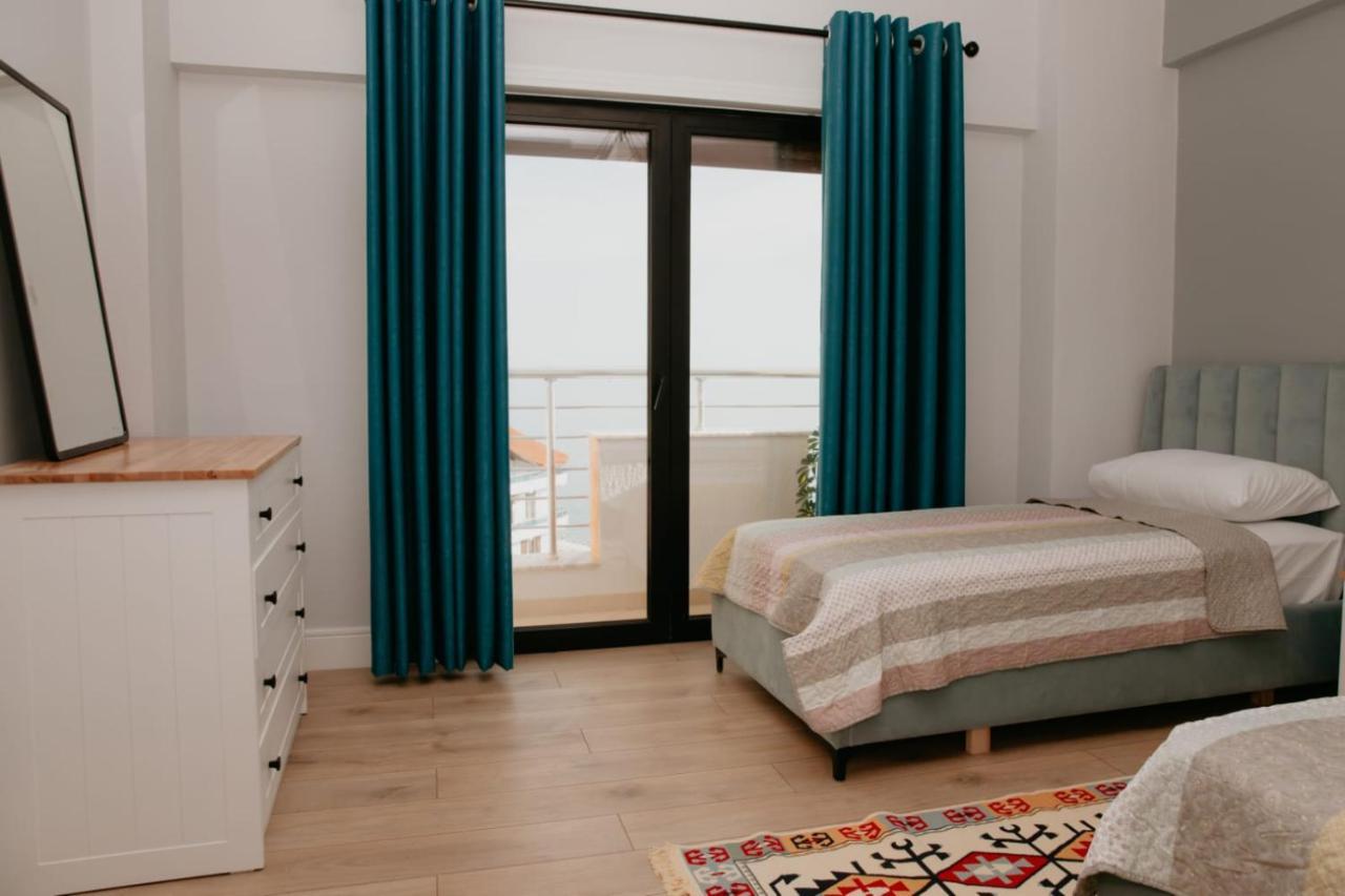 Apartment Martini Durres Bagian luar foto