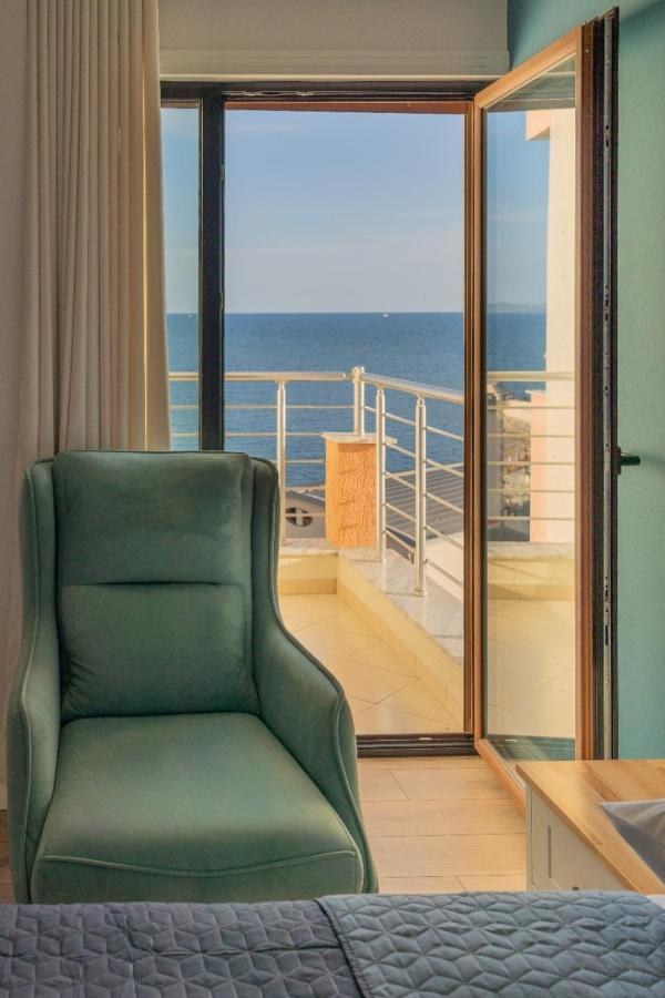 Apartment Martini Durres Bagian luar foto